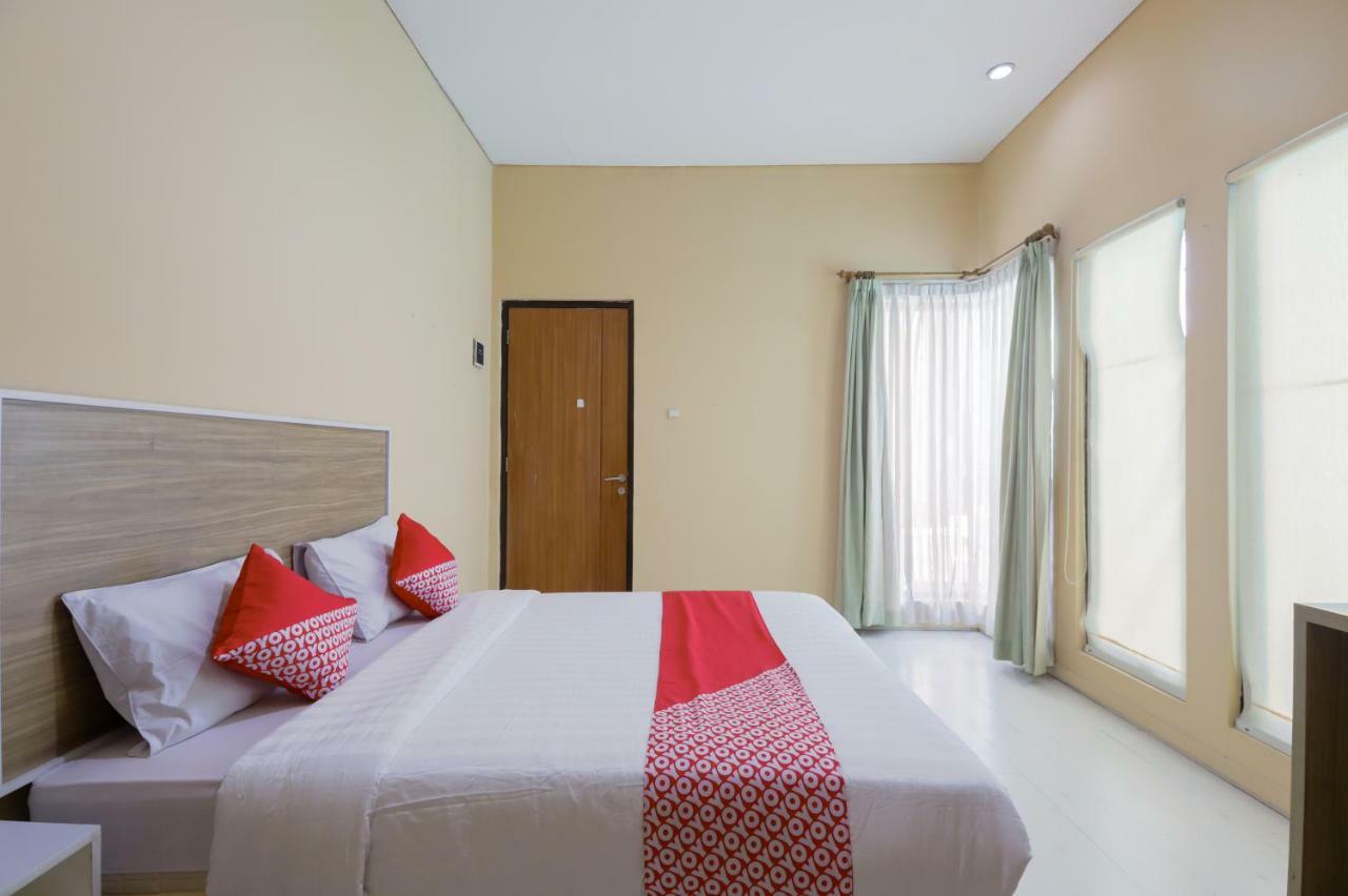 Oyo 968 Tirthankara Residence 雅加达 外观 照片