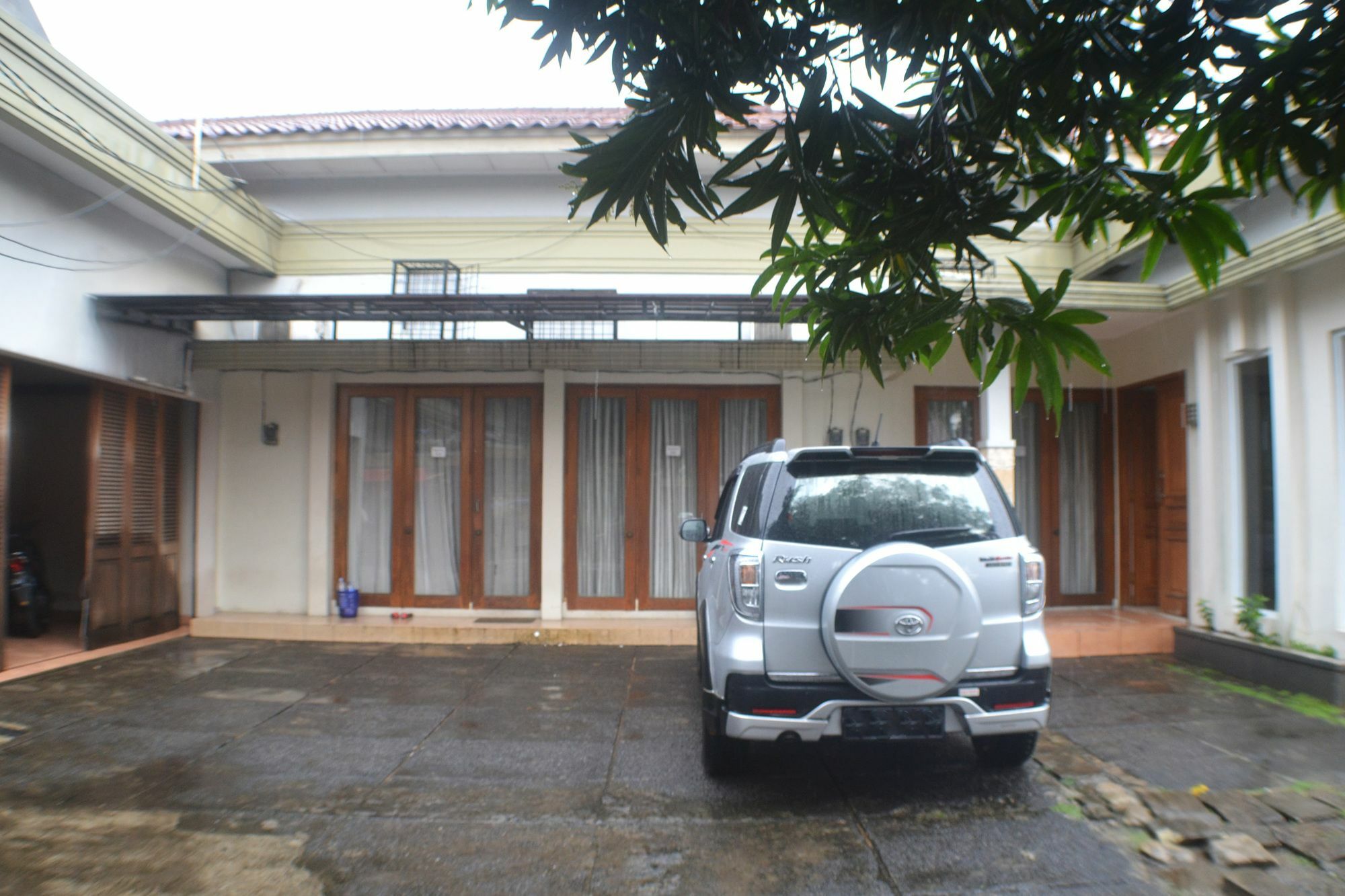 Oyo 968 Tirthankara Residence 雅加达 外观 照片